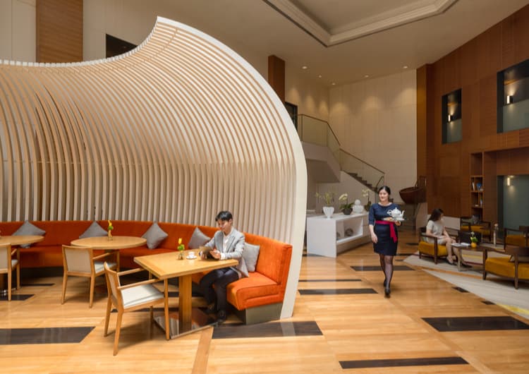 Crowne Plaza Club Lounge