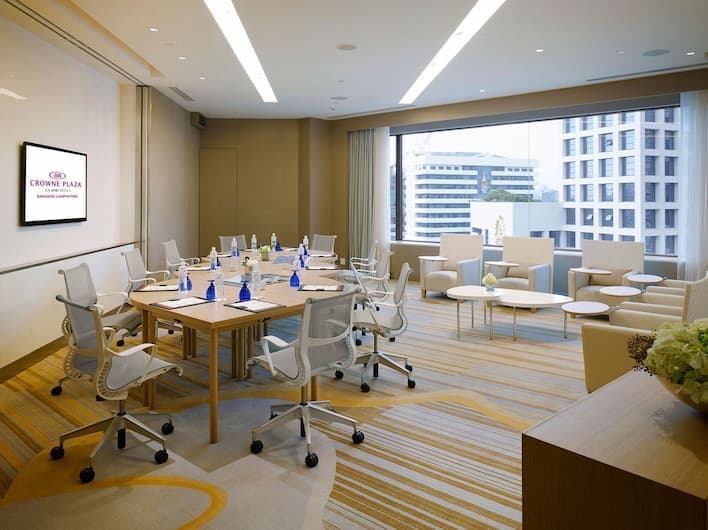 Lumpini Meeting Room